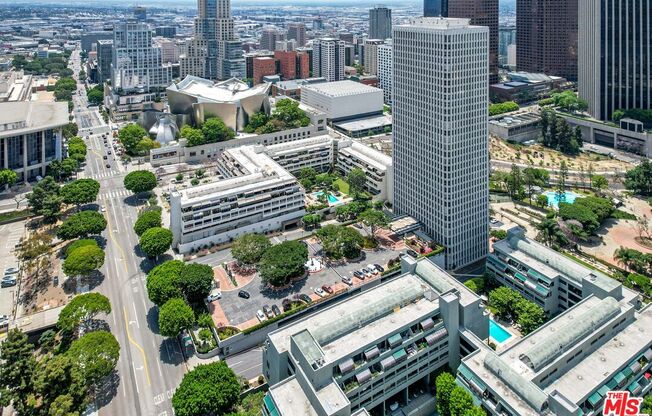 1 bed, 1 bath, 762 sqft, $2,600, Unit 1807
