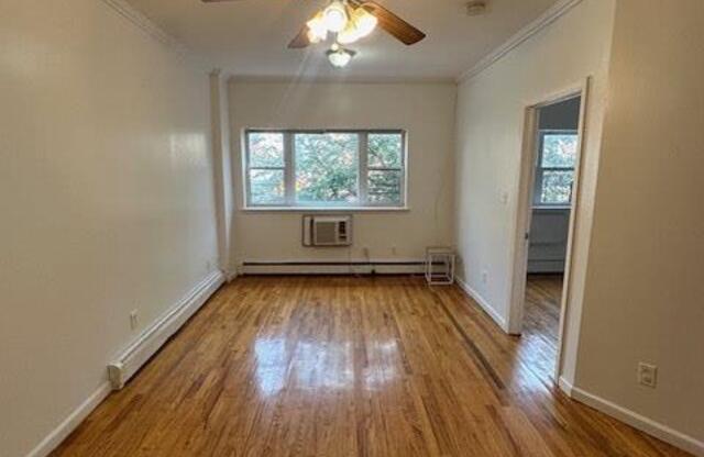 576 VANSICLEN AVE