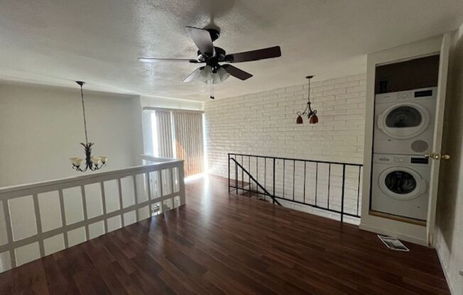 1 bed, 1.5 baths, 693 sqft, $1,500, Unit I