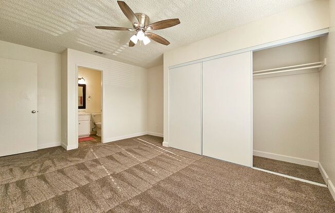 2 beds, 2 baths, $2,250, Unit 03