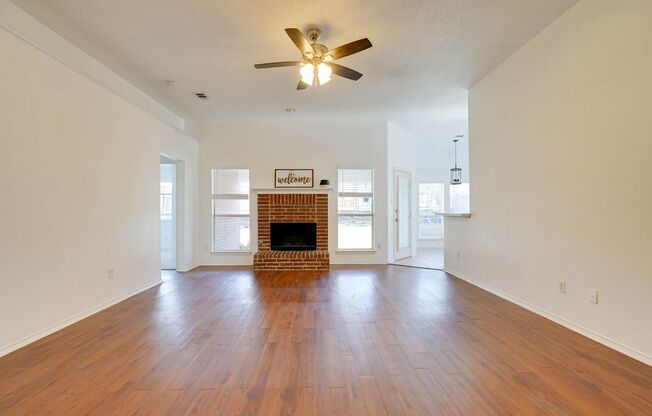 152 Pinion, Rockwall