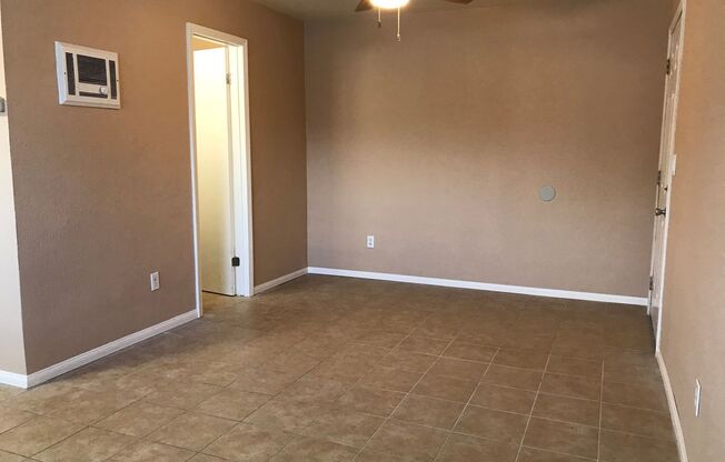 Studio, 1 bath, 400 sqft, $1,595, Unit 54-03