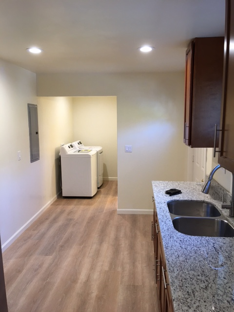2243 DWIGHT WAY