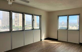 Pet Friendly Ala Wai Cove - 1BR/1BA/1PK