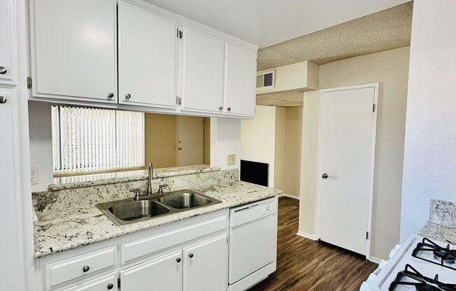 1 bed, 1 bath, 654 sqft, $1,775, Unit 7