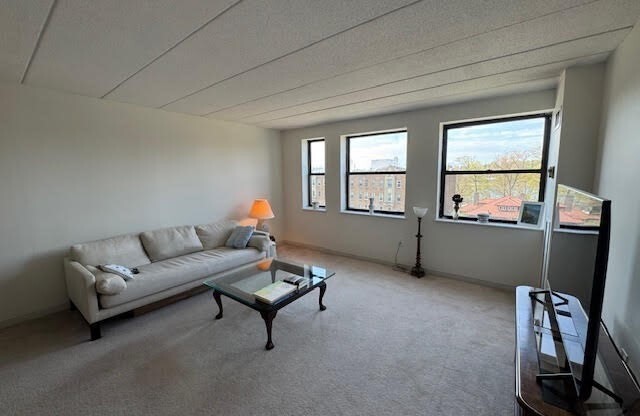 1 bed, 1 bath, 613 sqft, $2,550, Unit 604