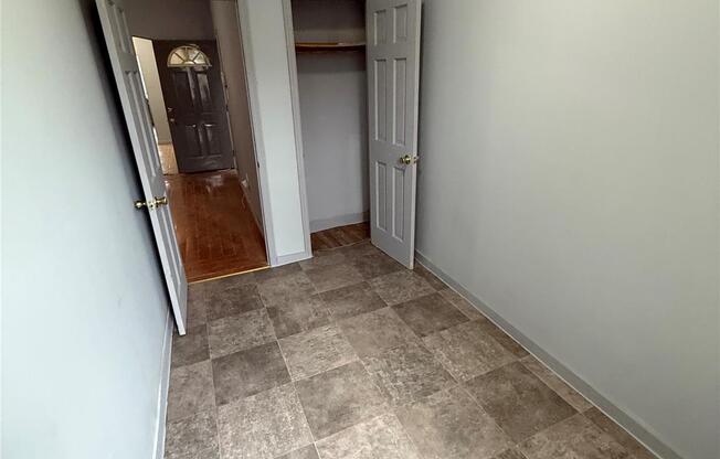 293 SARATOGA AVE