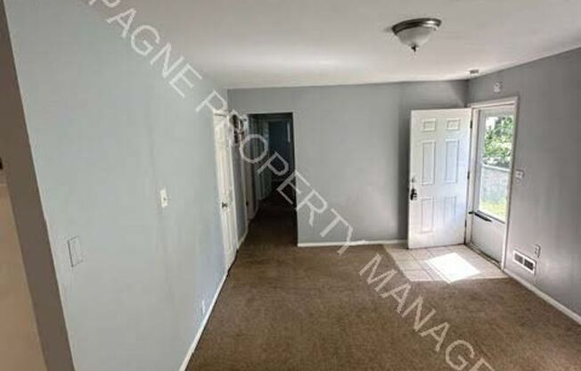 Single Family Home in Ruskin - All Vouchers Accepted