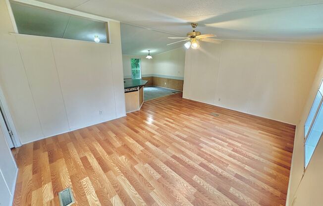 Statesville - 4BR/2BA