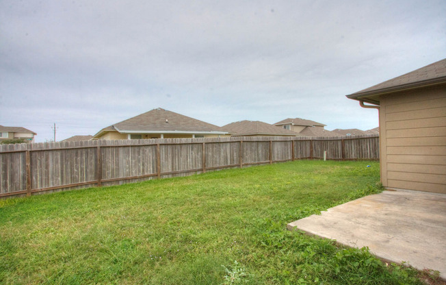 3 beds, 2 baths, $1,750