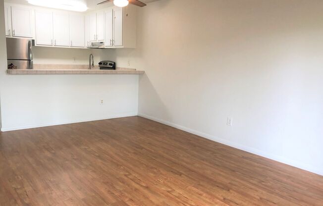1 bed, 1 bath, $2,200, Unit #137