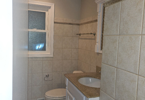8715 RDG ST