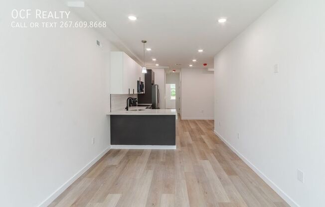 1003 W DAKOTA ST