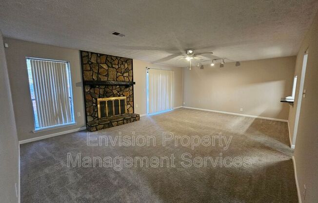 2987 MEDINA DR