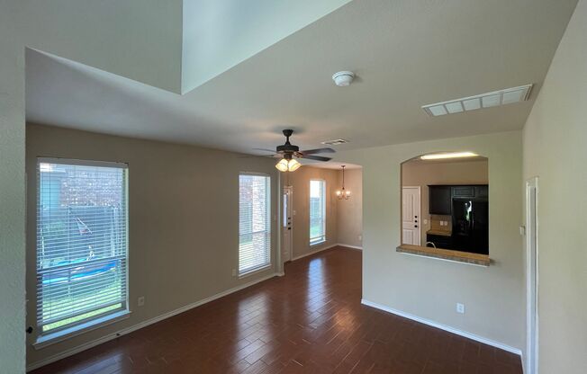 3 beds, 2.5 baths, $1,800, Unit 126