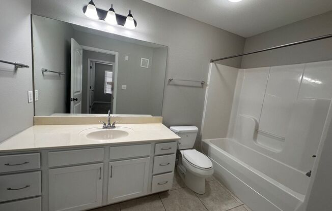2 beds, 2 baths, 1,200 sqft, $1,555, Unit 4804 # 302