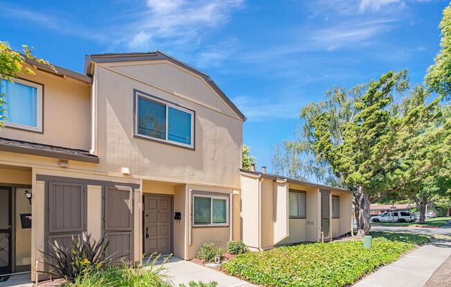 2 Story Townhome