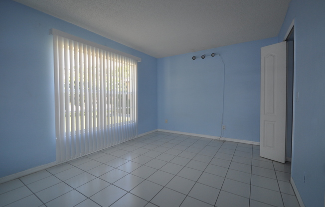 2 beds, 2 baths, $1,600