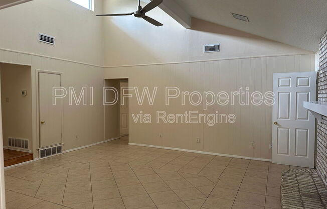 5209 PENSACOLA DR
