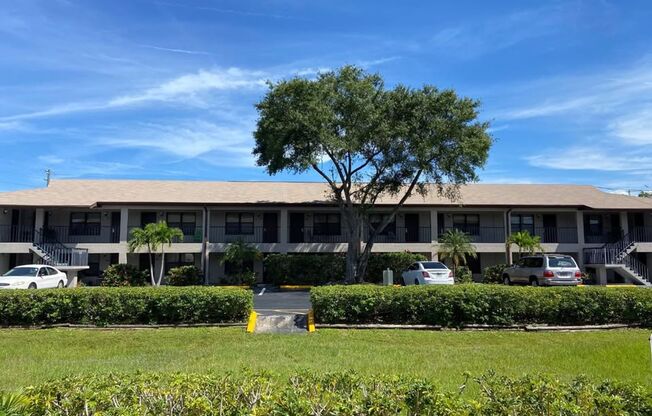 2 beds, 2 baths, 1,200 sqft, $1,450, Unit 202