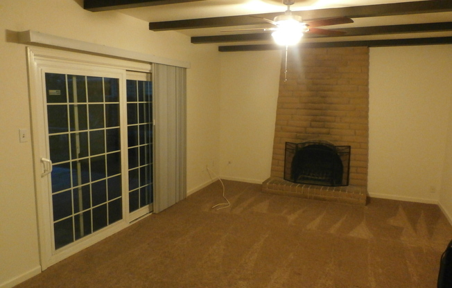 Adorable 4/2 With GREAT Backyard.  Gardener Included!!!!  Please read ENTIRE ad before contacting agent!