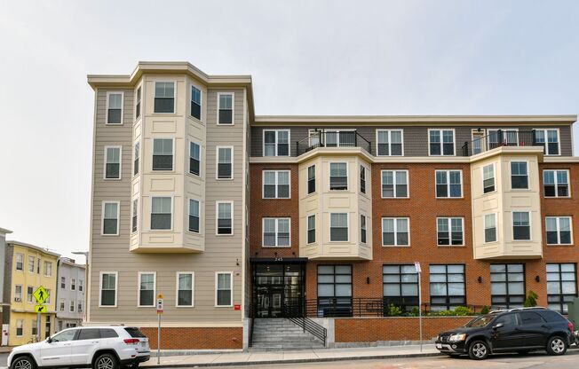 2 beds, 2 baths, 1,092 sqft, $4,000, Unit 301