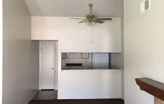 2 beds, 1 bath, $1,095