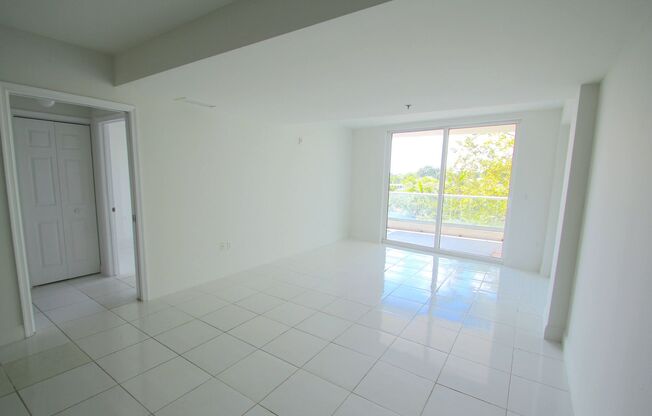 1 bed, 1 bath, 924 sqft, $2,800, Unit Unit 311