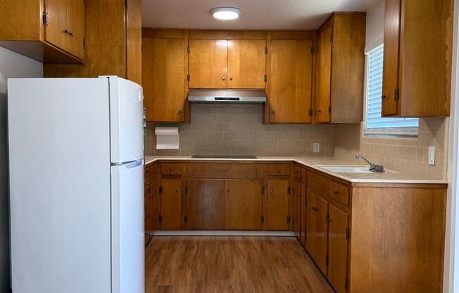 2 Bedroom, 1 Bath  Duplex - Mountain View 94040