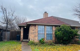 2423 Sherry St. Arlington, TX 76010