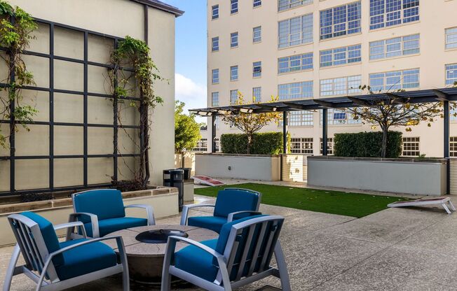 2 beds, 2.5 baths, 1,647 sqft, $4,950, Unit #2546