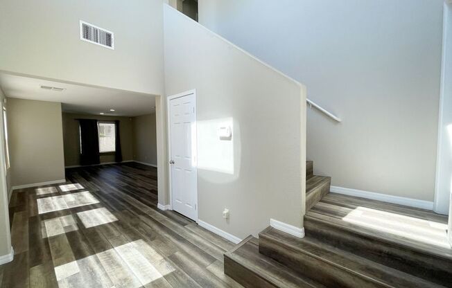 10353 TALKING TREE AVE