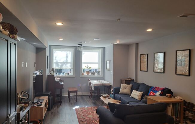 Lovely 2 BR/2 BA 1st Level Condo in Shaw!