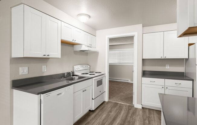 Rim Crest Apartments