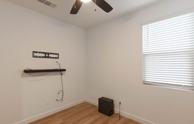 3 beds, 3.5 baths, $2,650