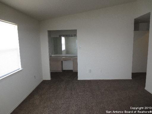 3 Bedroom Townhouse near Medical Center!  *Gated Community*