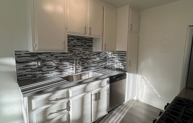 1 bed, 1 bath, 900 sqft, $2,173, Unit 271-15