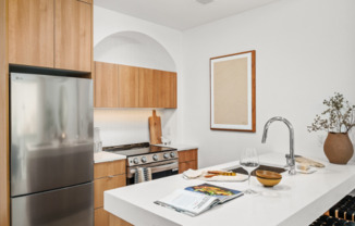 151 S ELLIOTT PL