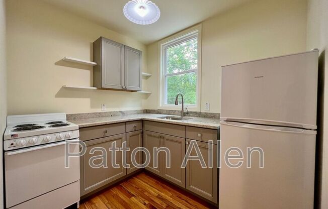 43 Ravenscroft Drive Apt 10