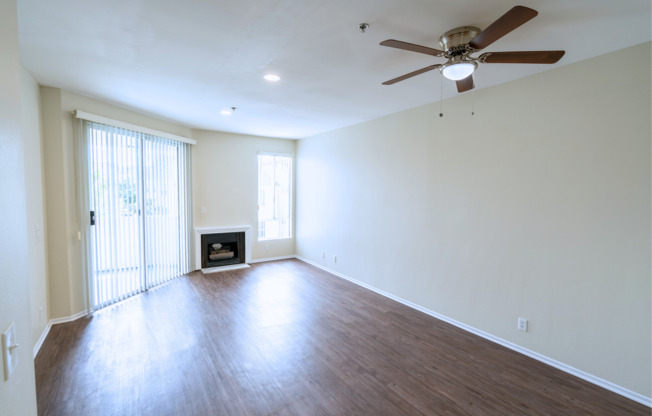 2 beds, 2 baths, 1,100 sqft, $2,348, Unit 304