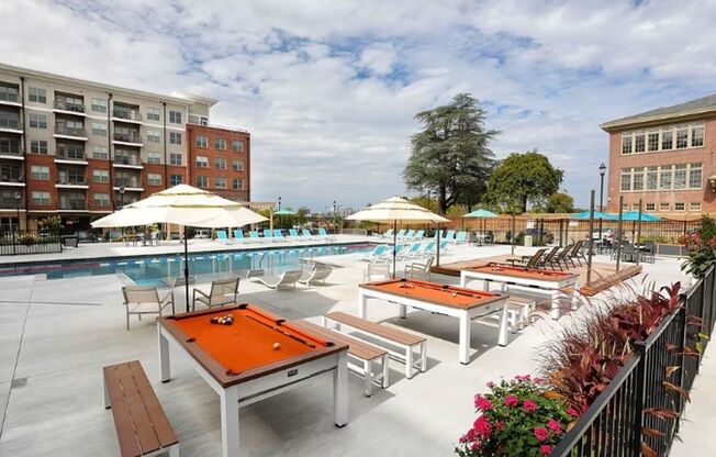 1 bed, 1 bath, 756 sqft, $1,599