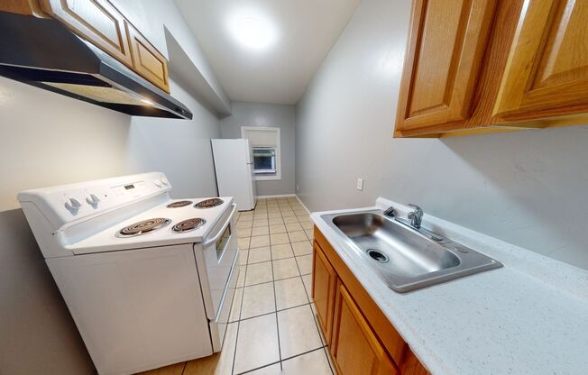 Studio, 1 bath, 373 sqft, $1,275, Unit 108