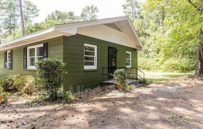 722 WOODLAND RD