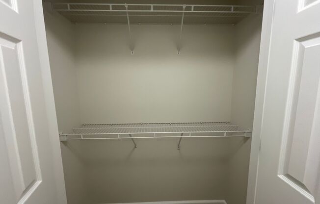 1 bed, 1 bath, 765 sqft, $1,125, Unit 2756-3