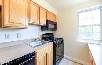 Shipley-Park-Apartments-Kitchen