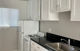 2 beds, 1 bath, 682 sqft, $2,295, Unit 1902-103