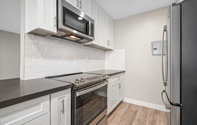 Kitchen With New Appliances at Los Robles Apartments, Pasadena, CA