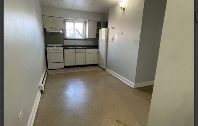 33rd Ave Apartments