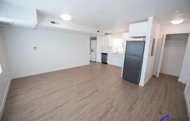 1 bed, 1 bath, 621 sqft, $1,375, Unit 18