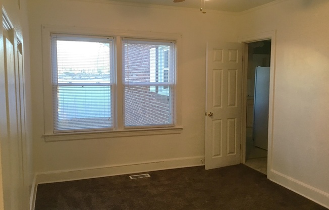 3 beds, 1 bath, $1,395